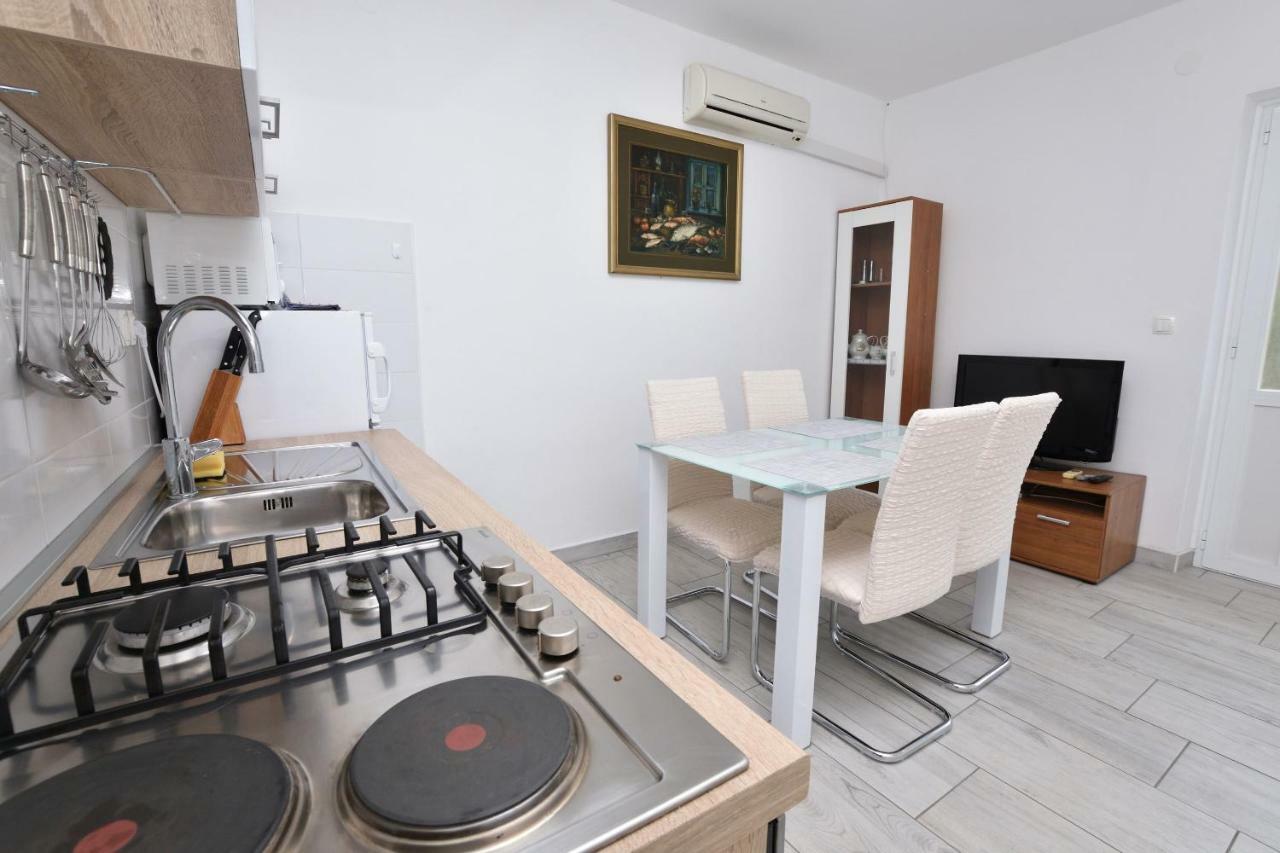 Apartments Jere Proto Primošten Exterior foto